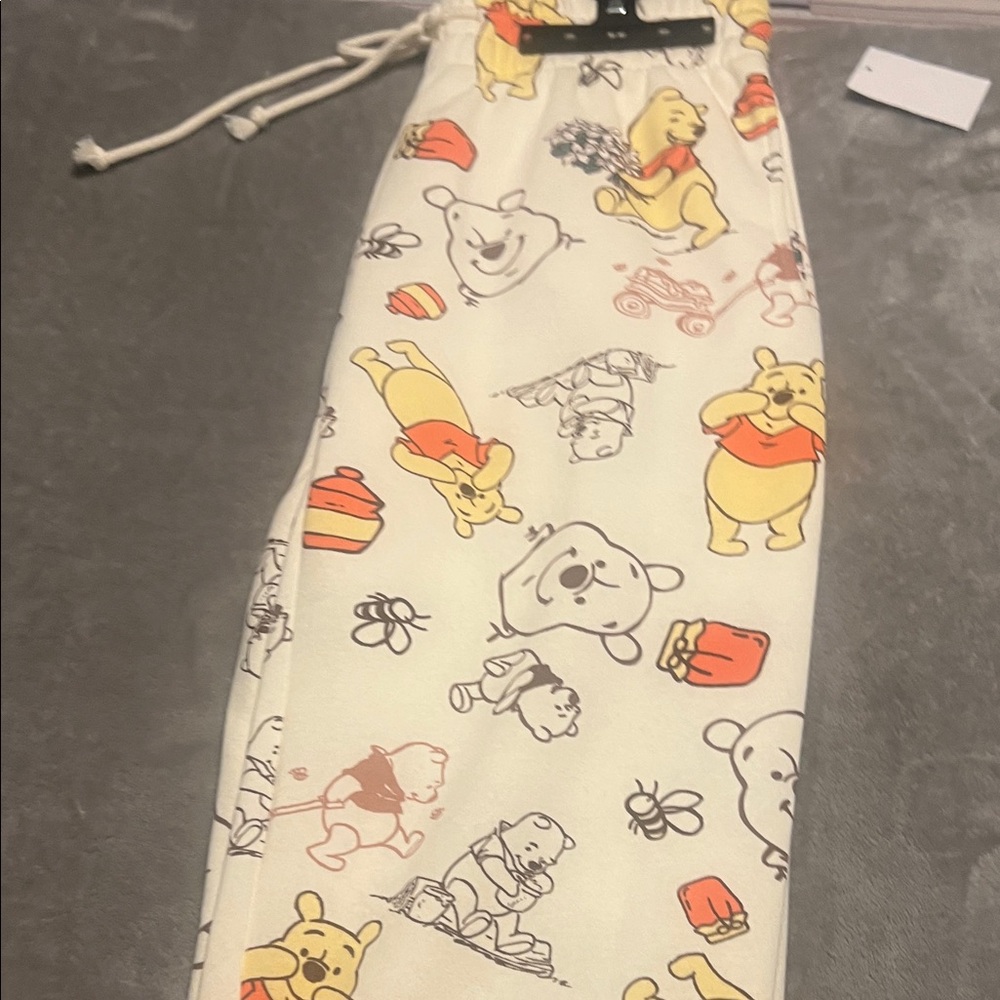 Winnie the Pooh JR jogger Pants - Picture 2 of 7